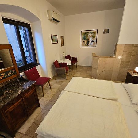 Center Room D16 In The Ancient Roman Palace Split Kültér fotó