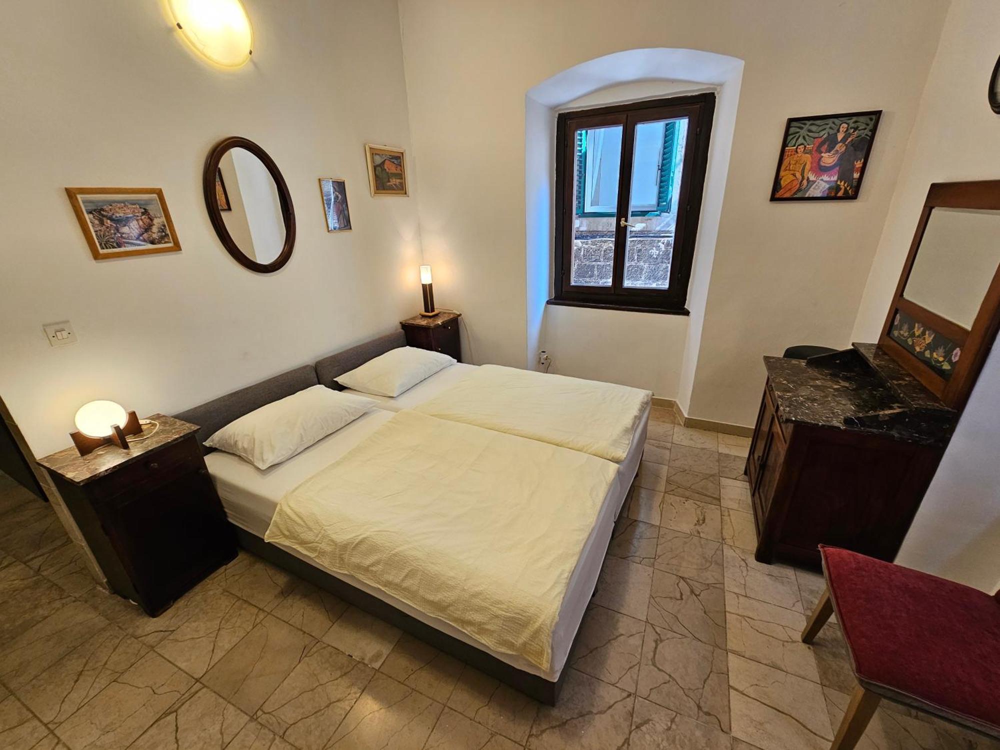 Center Room D16 In The Ancient Roman Palace Split Kültér fotó